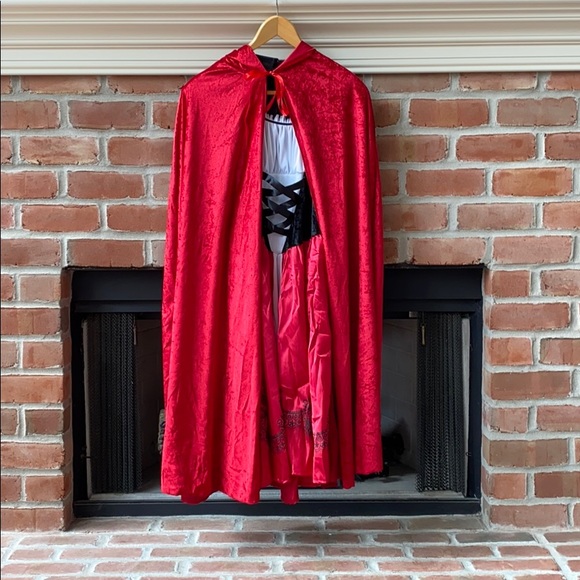 Leg avenue Little Red Hiding Hood Costume